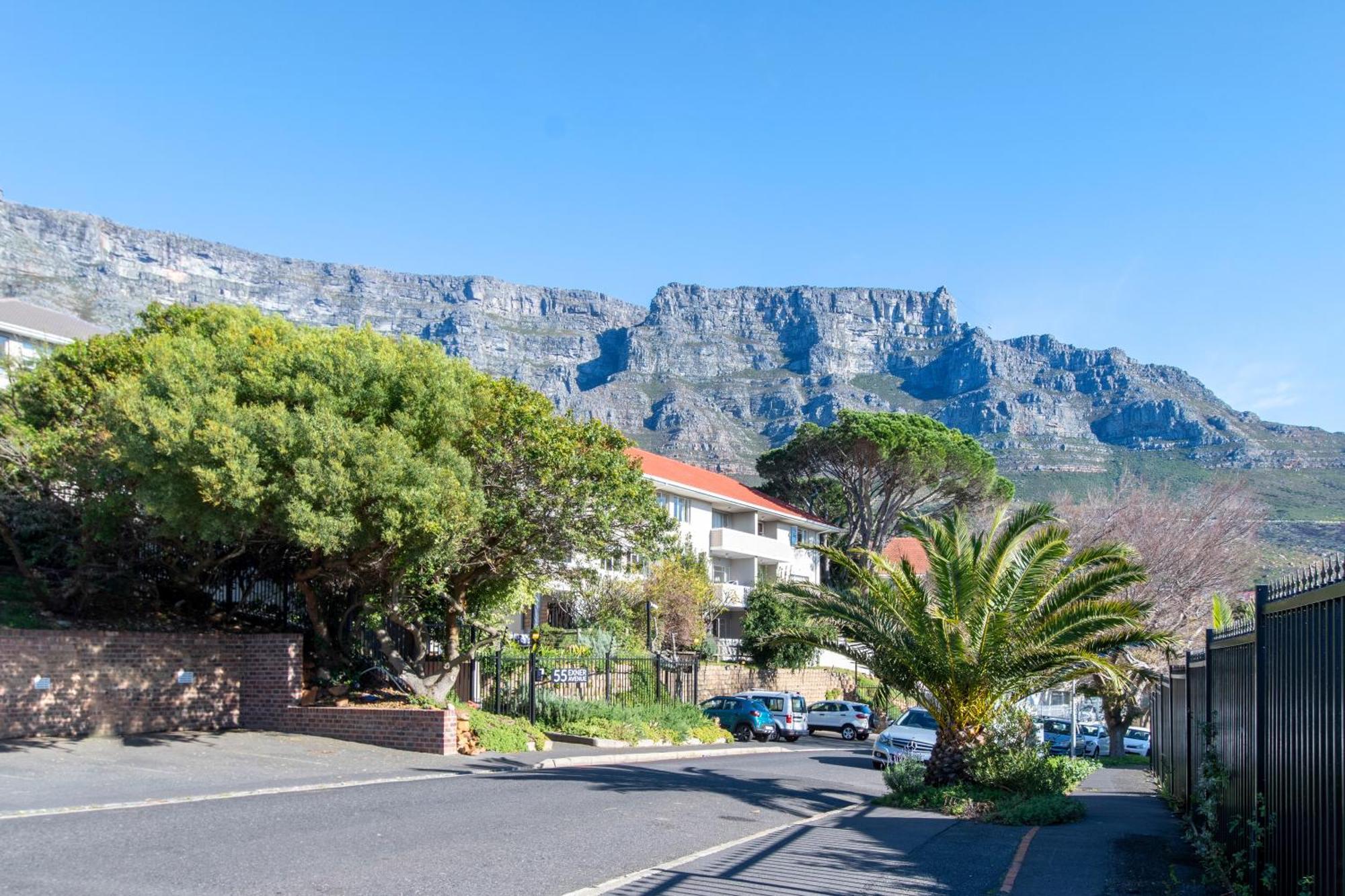 Ideally Located Garden * Cape Town